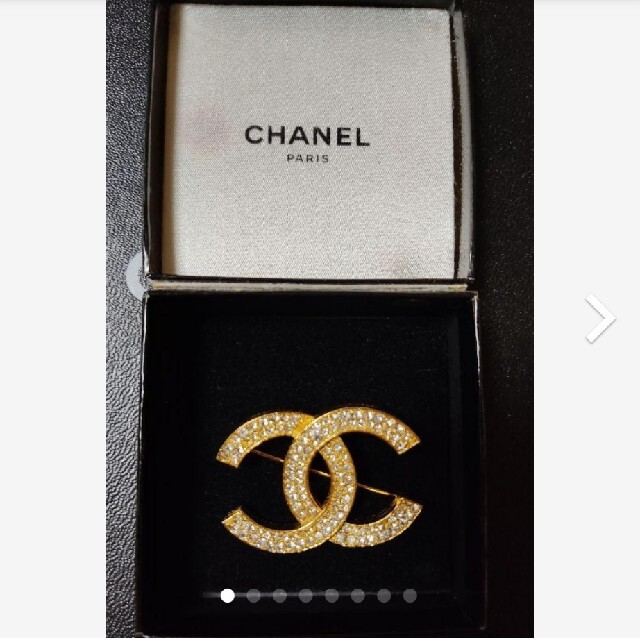 CHANEL(シャネル)のCHANEL　ブローチ　ヴィンテージ　ココマーク　ラインストーン レディースのアクセサリー(ブローチ/コサージュ)の商品写真