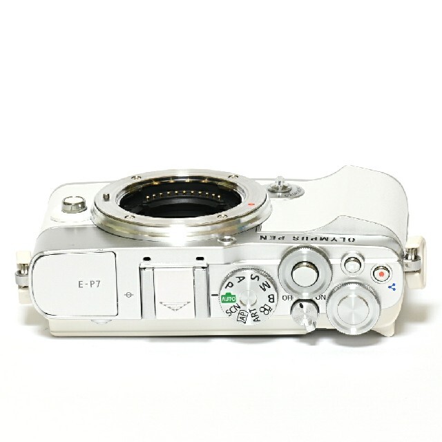 OLYMPUS】Wi-Fi機能&Bluetooth搭載☆E-P7レンズキット | une3.net