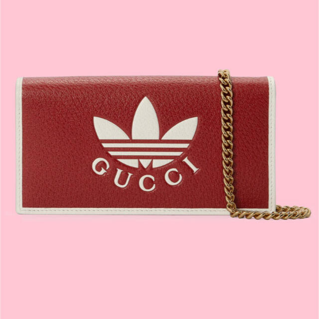 Gucci(グッチ)のadidas x Gucci チェーン付き ウォレット　赤　レッド レディースのファッション小物(財布)の商品写真