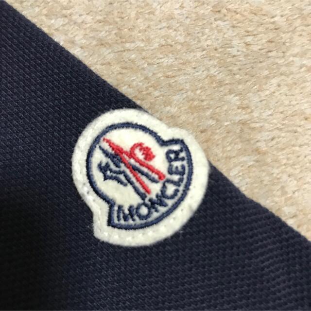 MONCLER(モンクレール)のSALE モンクレール　襟裏プリントロゴ　ポロシャツ メンズのトップス(ポロシャツ)の商品写真