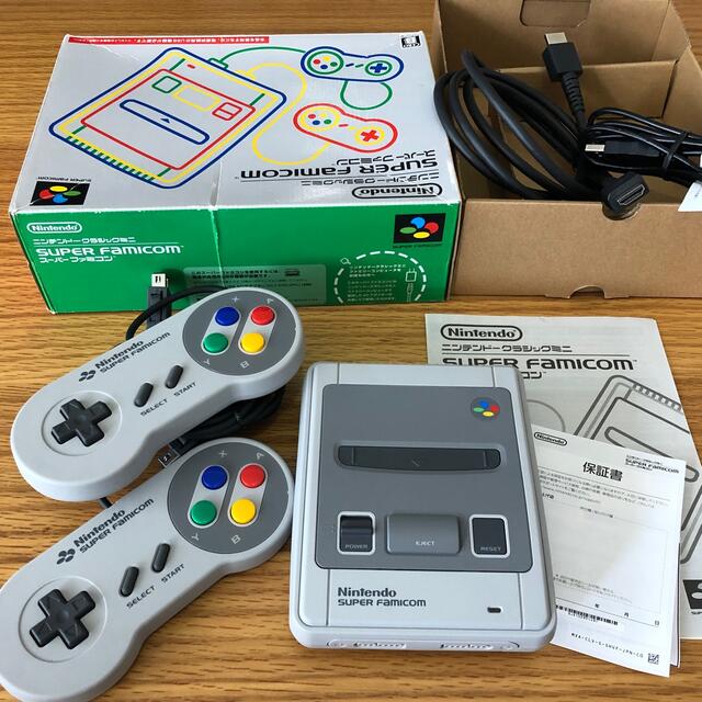 任天堂(ニンテンドウ)のニンテンドー クラシックミニ スーパーファミコン エンタメ/ホビーのゲームソフト/ゲーム機本体(家庭用ゲーム機本体)の商品写真