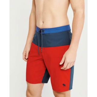 アバクロンビーアンドフィッチ(Abercrombie&Fitch)の☆アバクロ・メンズロゴ水着★２８★★(水着)