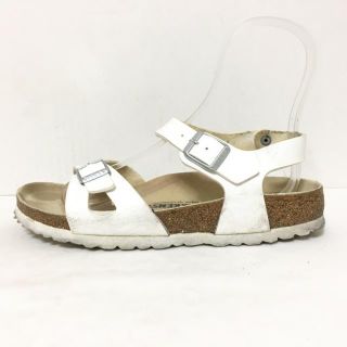 ビルケンシュトック(BIRKENSTOCK)のビルケンシュトック サンダル 38 - 白(サンダル)