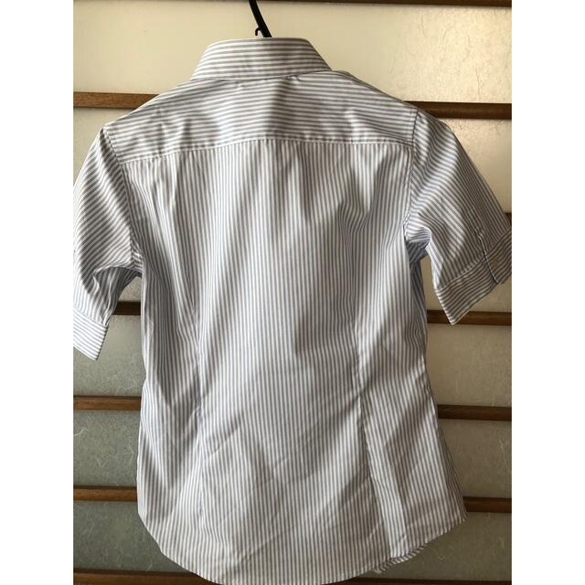 UNIQLO(ユニクロ)のユニクロ　オフィスシャツ　半袖　新品 レディースのトップス(Tシャツ(半袖/袖なし))の商品写真