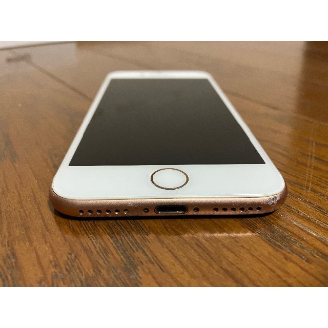 Apple(アップル)のiPhone 8 ゴールド（1000円、値下げ） スマホ/家電/カメラのスマートフォン/携帯電話(スマートフォン本体)の商品写真