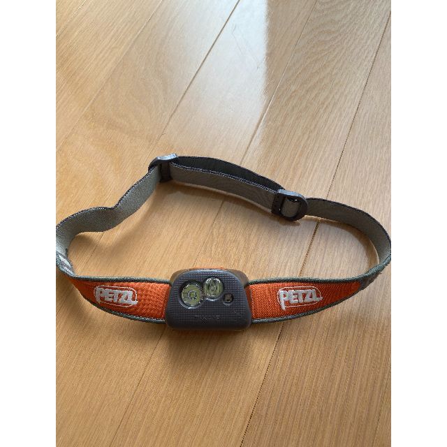 PETZL(ペツル)のティカXP スポーツ/アウトドアのアウトドア(登山用品)の商品写真