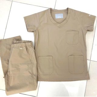 Ron Herman - ロンハーマン 医療用 スクラブ ベージュの通販 by るる's