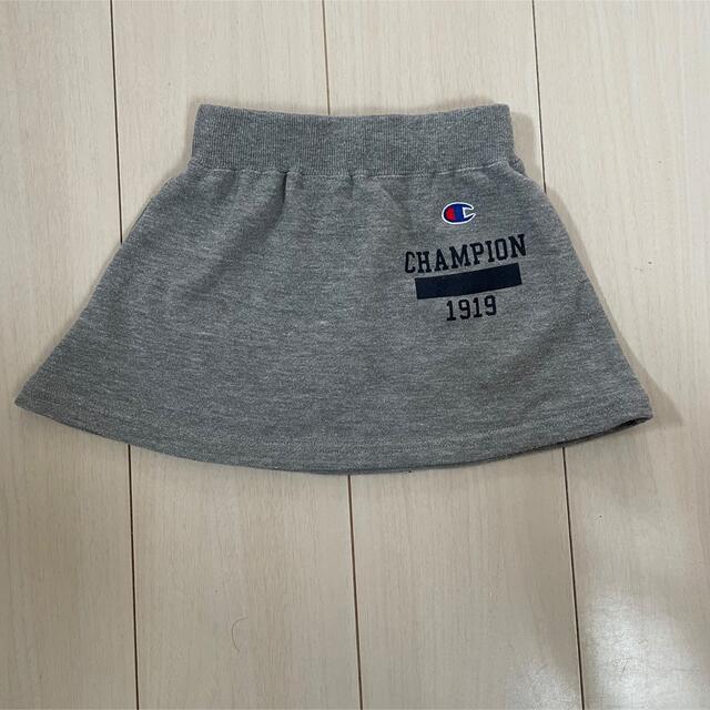 Champion(チャンピオン)の☆チャンピオン・スカート☆ キッズ/ベビー/マタニティのキッズ服女の子用(90cm~)(スカート)の商品写真