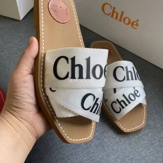 んのでご Chloe - Chloe クロエ 超人気 woody”フラットミュール 最安値通販 ミュール クロエ woody 即購入○ サンダル