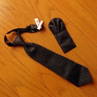 子供用　ネクタイ、ポケットチーフ(ドレス/フォーマル)
