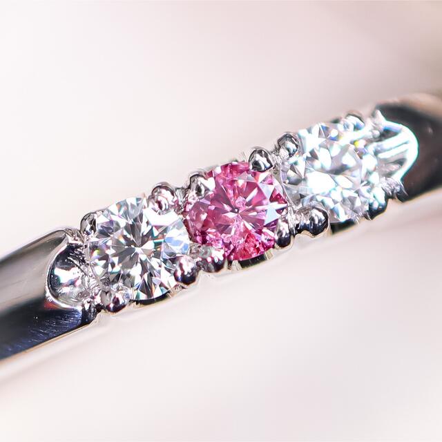 Fancy vivid purplish pink 0.038ctリング レディースのアクセサリー(リング(指輪))の商品写真