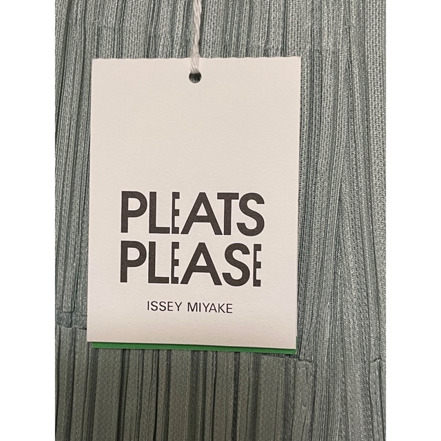 ビッグ割引 ISSEY 【タグ付新品未使用】pleatsplease - thicker MIYAKE フラッフィー 大人気新作