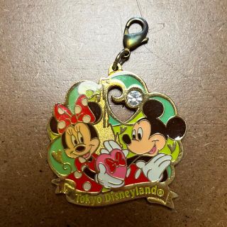 ディズニー(Disney)のディズニー　バレンタインチャーム　エメラルドグリーン(キーホルダー)