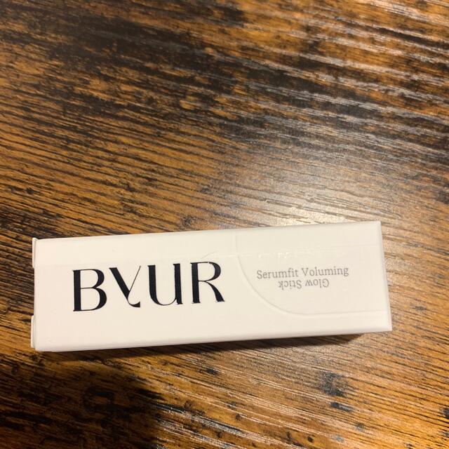 BYUR バイユア　セラムフィットボリューミンググロウスティック コスメ/美容のベースメイク/化粧品(フェイスカラー)の商品写真