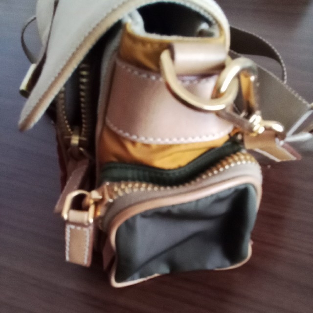 PRADA(プラダ)のプラダ　ショルダーバック レディースのバッグ(ショルダーバッグ)の商品写真