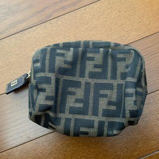 フェンディ(FENDI)のFENDI(ポーチ)