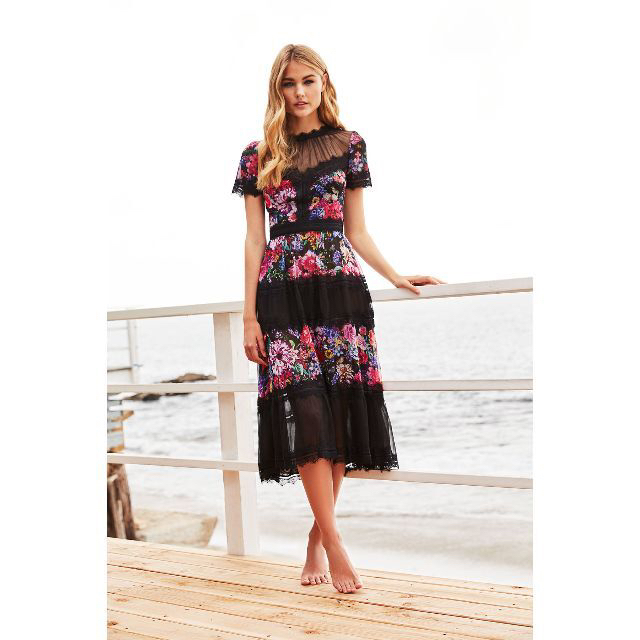 貴重 2 Tadashi Shoji タダシショージ BH26112N | www.jarussi.com.br