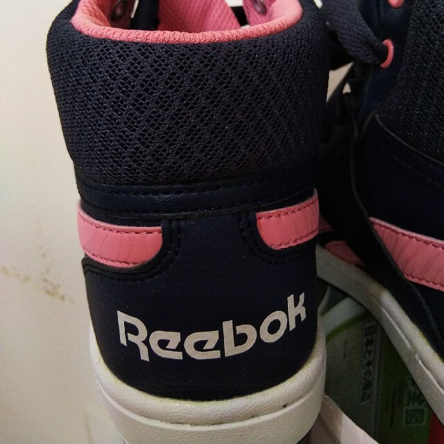 Reebok(リーボック)のReebokハイカットスニーカー レディースの靴/シューズ(スニーカー)の商品写真