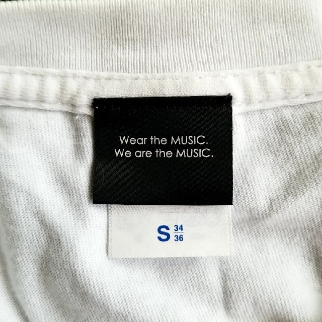 白　Tシャツ　メンズ　Sサイズ　バスケットボール　レコード　音楽 メンズのトップス(Tシャツ/カットソー(半袖/袖なし))の商品写真