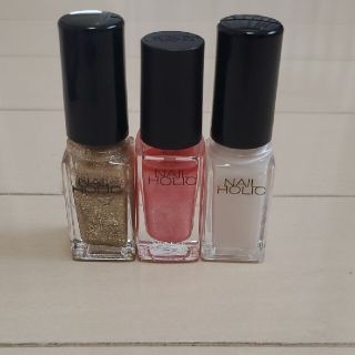 ネイルホリック(NAIL HOLIC)のネイルホリック♡ネイルカラー3本セット（ゴールド、ピンク、ホワイト）(マニキュア)