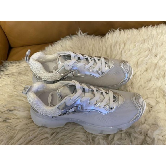 春夏秋冬おさんぽシリーズ E 新品Dior VIBE スニーカー 36.5 (23.5cm