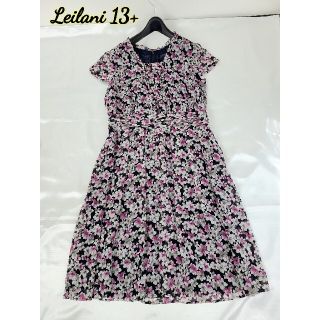 レリアン(leilian)の美品 13+ leilian レリアン　フラワープリントワンピース(ひざ丈ワンピース)