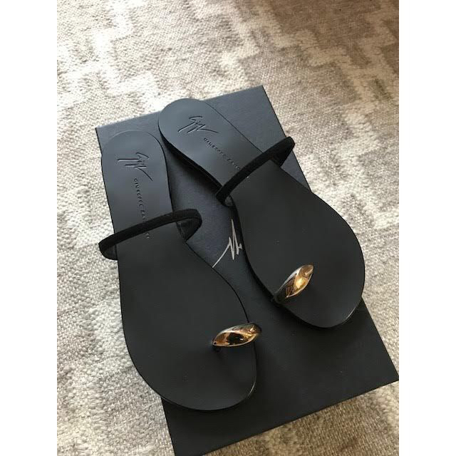 GIUSEPPE ZANOTTI DESIGN オヤユビプレート サンダル | www.norkhil.com