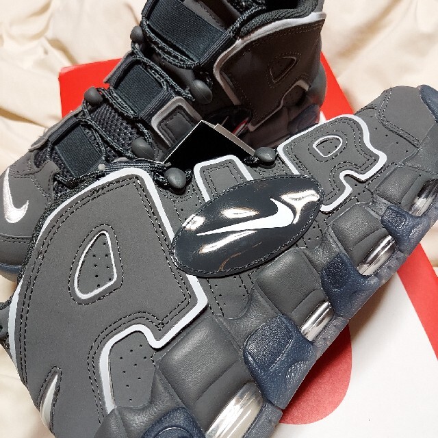 NIKE(ナイキ)のNIKE AIR MORE UPTEMPO '96　スニーカー レディースの靴/シューズ(スニーカー)の商品写真