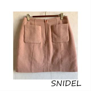 スナイデル(SNIDEL)のスナイデル　ピンクベージュ　ミニスカート　秋冬向け(ミニスカート)