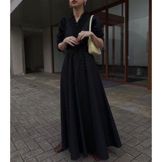 アメリヴィンテージ(Ameri VINTAGE)のSHIRRING COLOR DENIM DRESS (ロングワンピース/マキシワンピース)