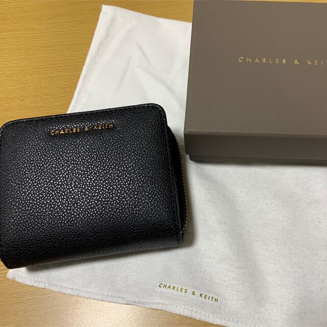 Charles and Keith(チャールズアンドキース)のチャールズアンドキース ／ 二つ折り財布  レディースのファッション小物(財布)の商品写真