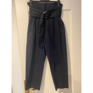 ザラ(ZARA)のZARA  WOMAN　パンツ(カジュアルパンツ)