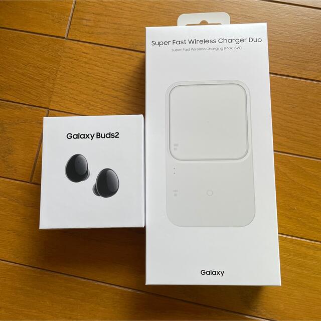 イヤホン 充電器 - ヘッドフォン/イヤフォン