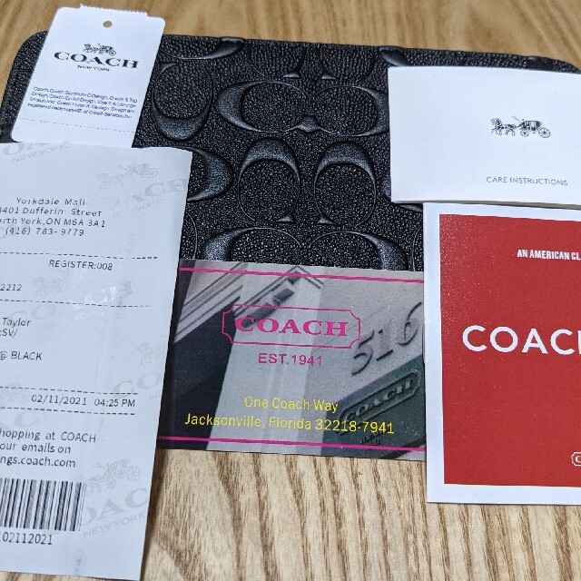COACH(コーチ)のCOACH   長財布　型押しシグネチャー　黒 メンズのファッション小物(長財布)の商品写真