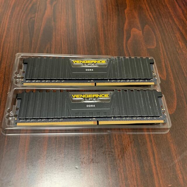 CORSAIR CMK16GX4M2A2666C16 DDR4-2666 2枚組