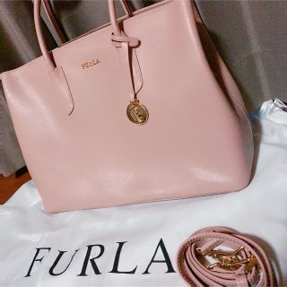 フルラ(Furla)の美品　FURLA トートバッグ(トートバッグ)