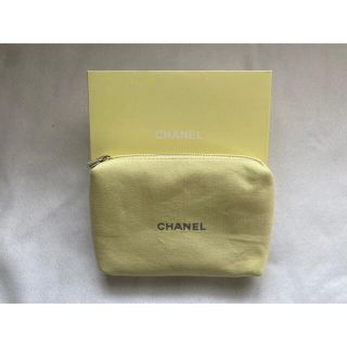 シャネル(CHANEL)の【CHANEL】シャネル ノベルティ コフレ限定ポーチ イエロー(ポーチ)