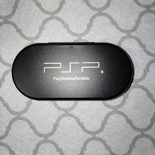 PSP UMDケース 8枚収納