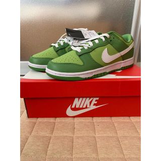 ナイキ(NIKE)のNIKE DUNK LOW CHLOROPHYLL VIVID GREEN(スニーカー)