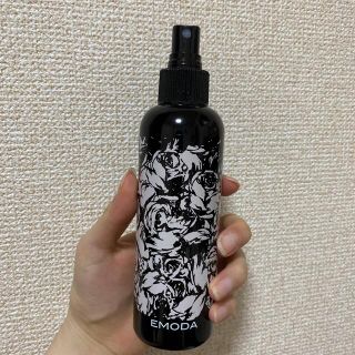 エモダ(EMODA)のEMODA ﾊﾟﾌｭｰﾑﾐｽﾄﾛｰｼｮﾝ(その他)