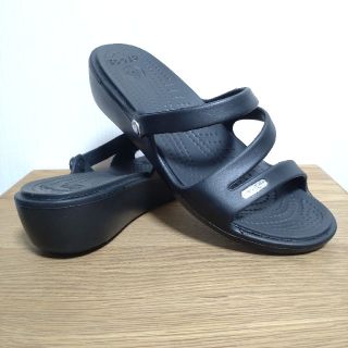 クロックス(crocs)のクロックス パトリシア ウィメン サンダル W7 23cm(サンダル)