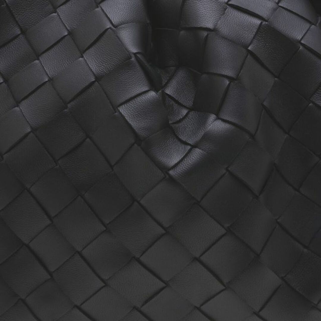 Bottega Veneta(ボッテガヴェネタ)の●新品/正規品●BOTTEGA VENETA ザ・ポーチ /イントレチャート レディースのバッグ(クラッチバッグ)の商品写真