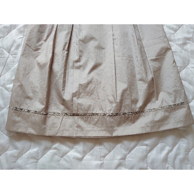 INDIVI(インディヴィ)の★値下げ★　INDIVI　スカート　美品　サイズ40 レディースのスカート(ひざ丈スカート)の商品写真