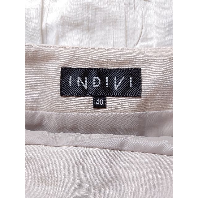 INDIVI(インディヴィ)の★値下げ★　INDIVI　スカート　美品　サイズ40 レディースのスカート(ひざ丈スカート)の商品写真