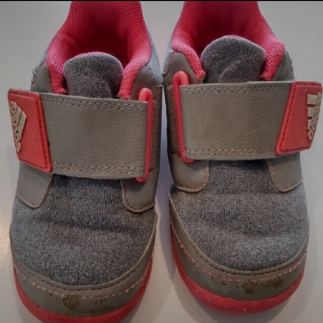 adidas(アディダス)のadidas スニーカー キッズ/ベビー/マタニティのベビー靴/シューズ(~14cm)(スニーカー)の商品写真