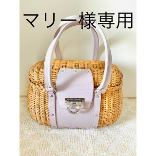 サルヴァトーレフェラガモ(Salvatore Ferragamo)の【マリー様専用】フェラガモ　かごバッグ(かごバッグ/ストローバッグ)