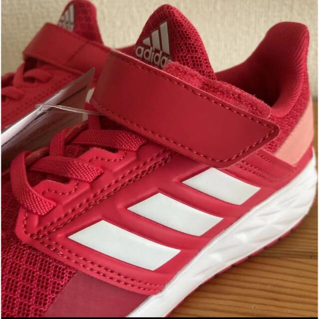 adidas(アディダス)の新品！アディダス　スニーカー　靴　女の子　ファイト  Forta Faito キッズ/ベビー/マタニティのキッズ靴/シューズ(15cm~)(スニーカー)の商品写真