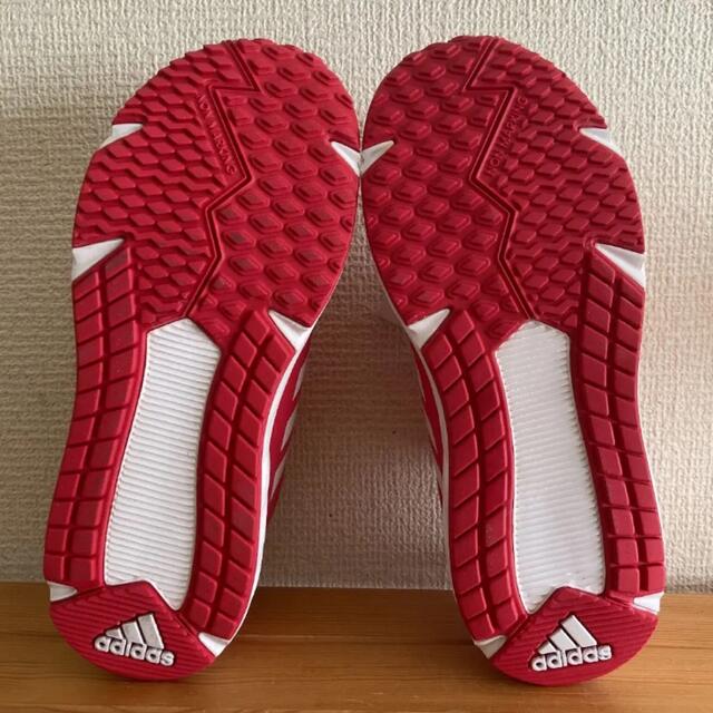 adidas(アディダス)の新品！アディダス　スニーカー　靴　女の子　ファイト  Forta Faito キッズ/ベビー/マタニティのキッズ靴/シューズ(15cm~)(スニーカー)の商品写真