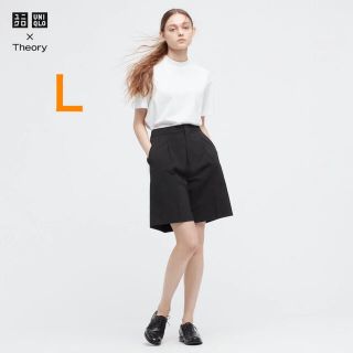 ユニクロ(UNIQLO)の【新品未使用】ユニクロ×セオリー　感動タックイージーショートパンツ　黒　Lサイズ(ショートパンツ)