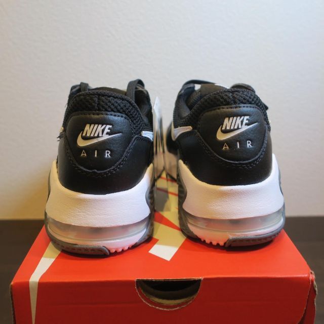 NIKE(ナイキ)の【新品】25cm NIKE エアマックス エクシー AIR MAX レディースの靴/シューズ(スニーカー)の商品写真